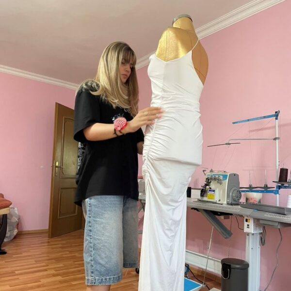 Drinesa Brahimaj B.I. (Brad Designe)